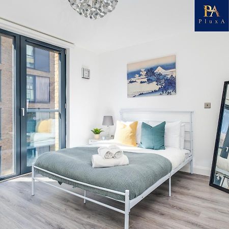 Pluxa Vivid Veranda Beautiful City Centre Apartment With Free Parking 버밍엄 외부 사진