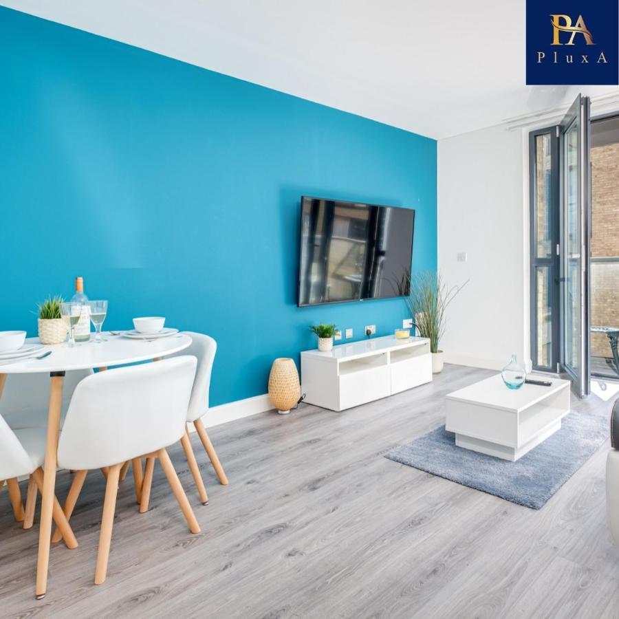 Pluxa Vivid Veranda Beautiful City Centre Apartment With Free Parking 버밍엄 외부 사진