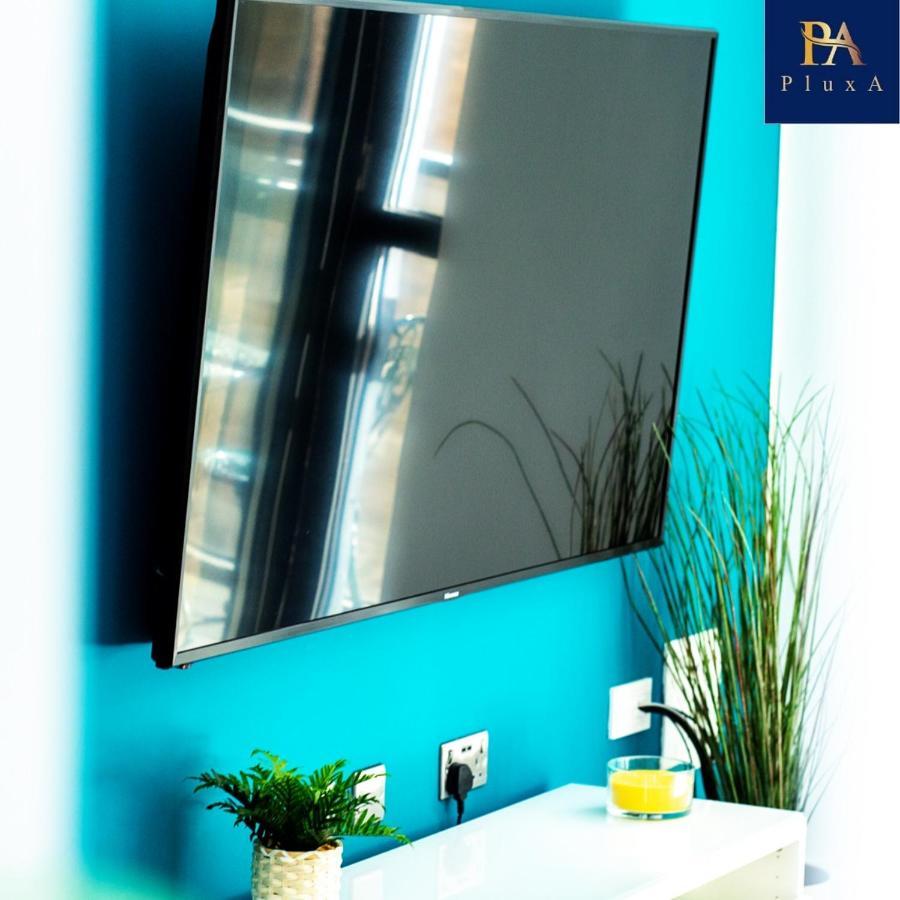 Pluxa Vivid Veranda Beautiful City Centre Apartment With Free Parking 버밍엄 외부 사진