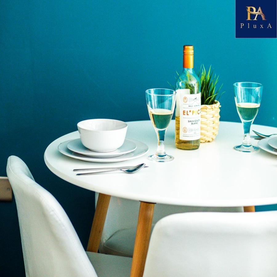 Pluxa Vivid Veranda Beautiful City Centre Apartment With Free Parking 버밍엄 외부 사진