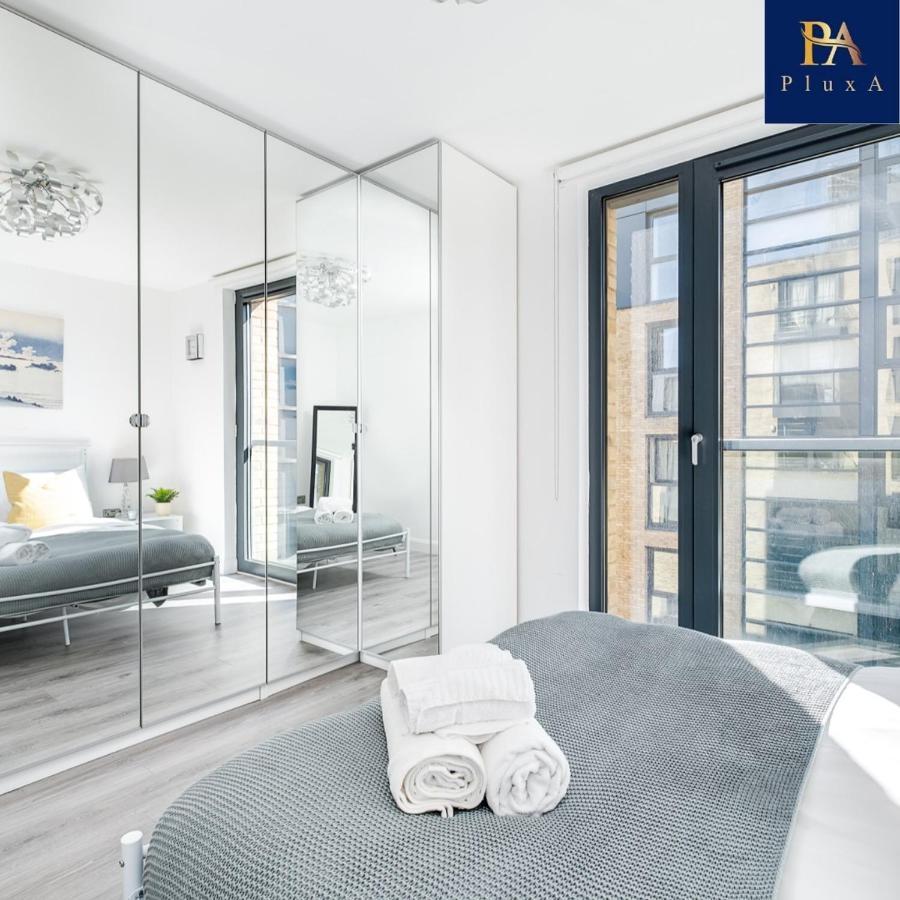 Pluxa Vivid Veranda Beautiful City Centre Apartment With Free Parking 버밍엄 외부 사진