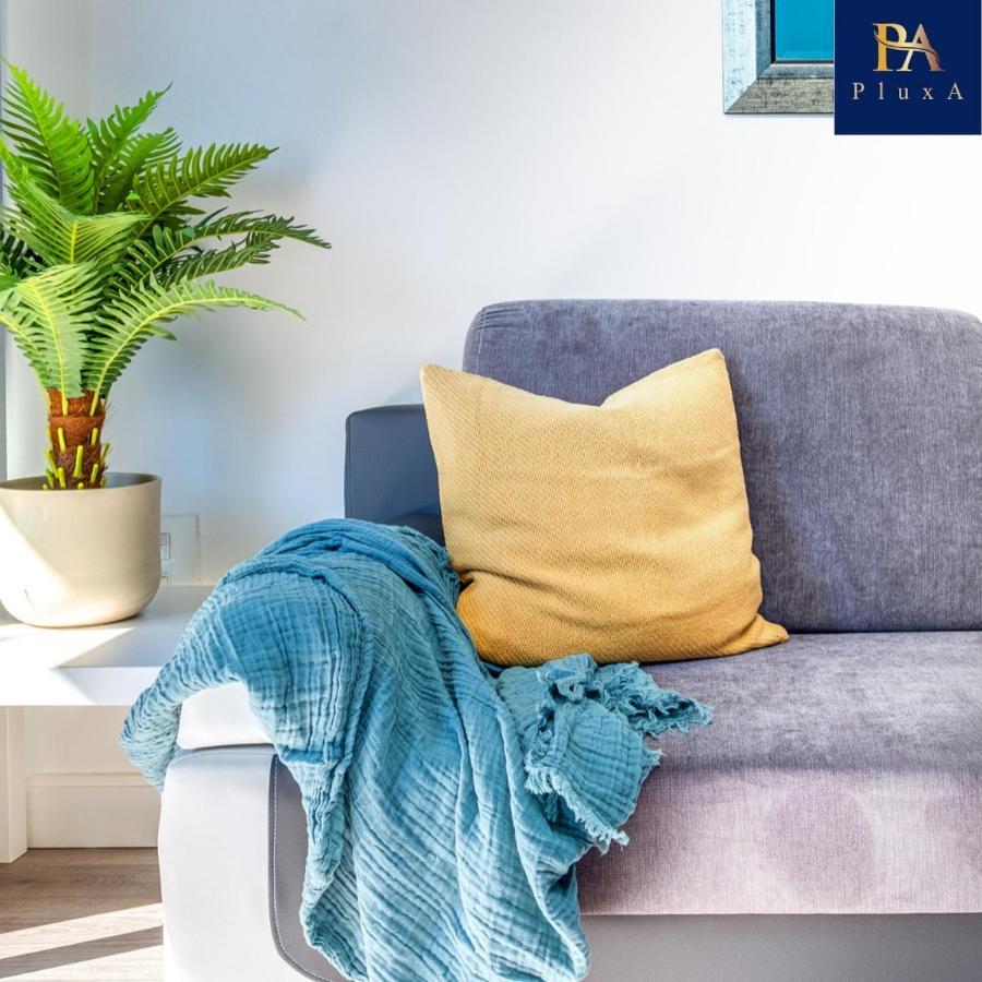 Pluxa Vivid Veranda Beautiful City Centre Apartment With Free Parking 버밍엄 외부 사진