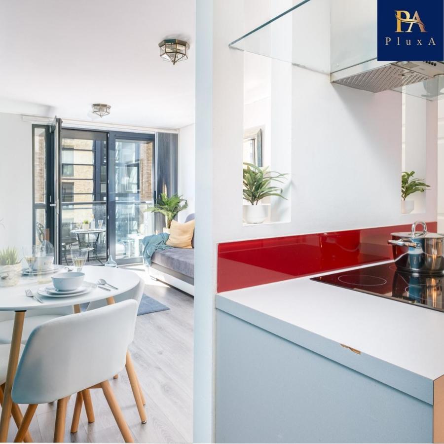 Pluxa Vivid Veranda Beautiful City Centre Apartment With Free Parking 버밍엄 외부 사진