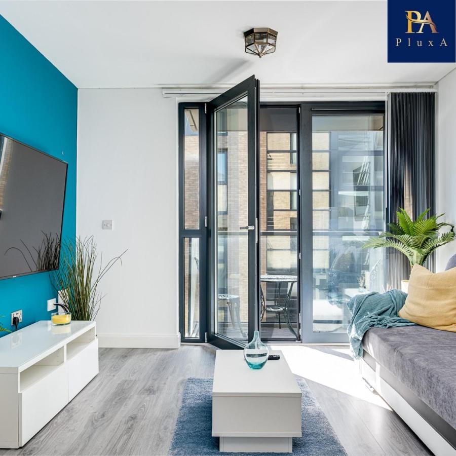 Pluxa Vivid Veranda Beautiful City Centre Apartment With Free Parking 버밍엄 외부 사진
