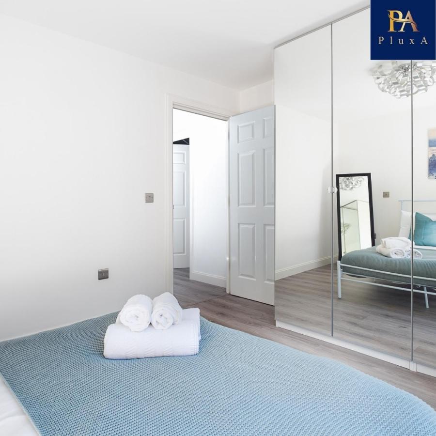 Pluxa Vivid Veranda Beautiful City Centre Apartment With Free Parking 버밍엄 외부 사진